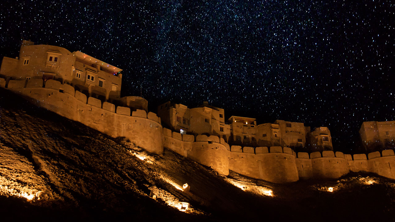 how to reach Jaisalmer in December; Jaisalmer fort {sonar kila}