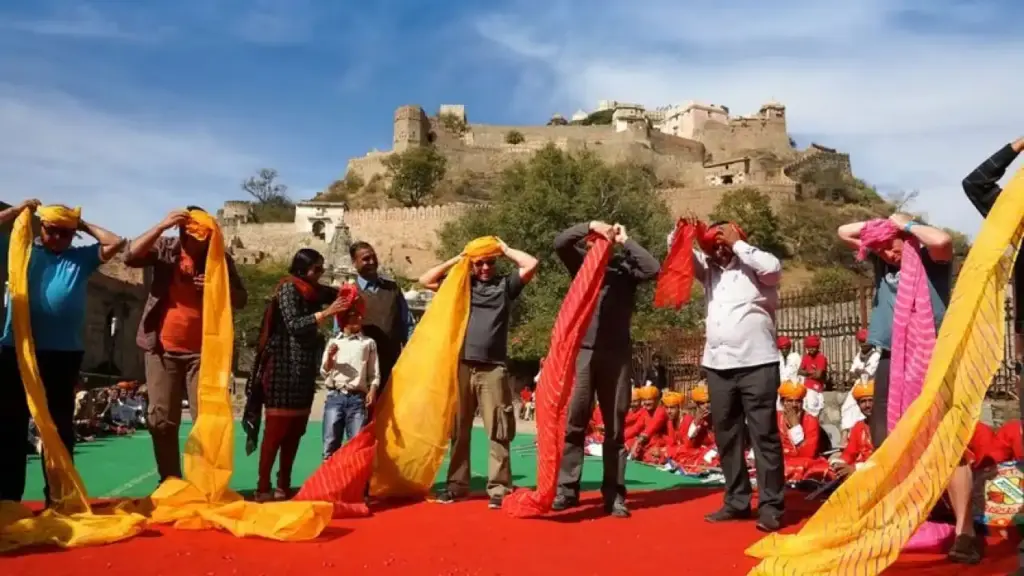 Udaipur to Kumbhalgarh | VNV Tours - taxi Service in Udaipur