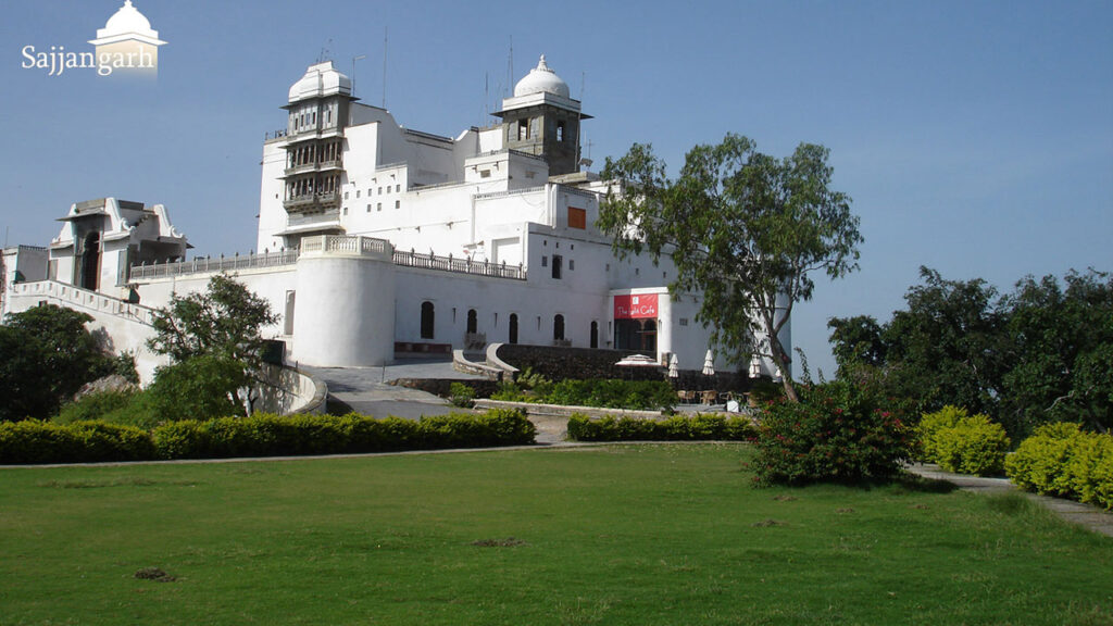 Sajjangarh Palace | VNV Tours - Taxi Service in Udaipur